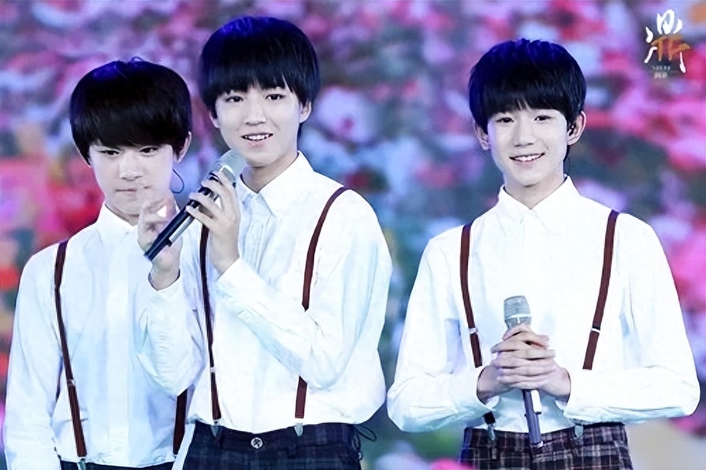 男生学院自习室,TFBOYS10年历程及纪念活动官宣(图5) 男生学院自习室,TFBOYS10年历程及纪念活动官宣(图5)