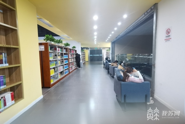 图书馆自习室是免费开放吗，24小时不打烊还免费的宝藏自习室一览(图5)