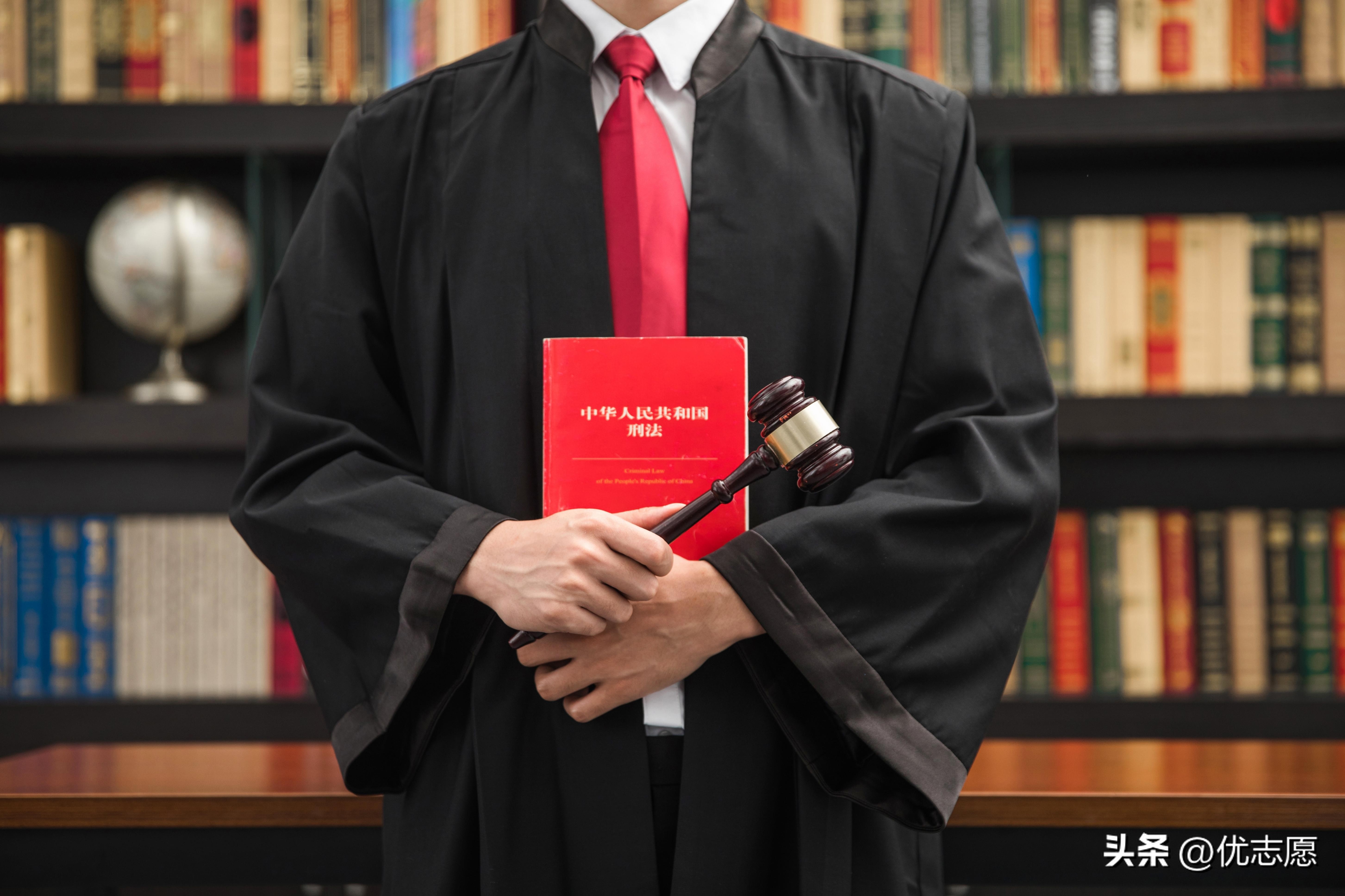 中国政法大学考研分数线2023，最新五院四系各专业复试分数线公布
