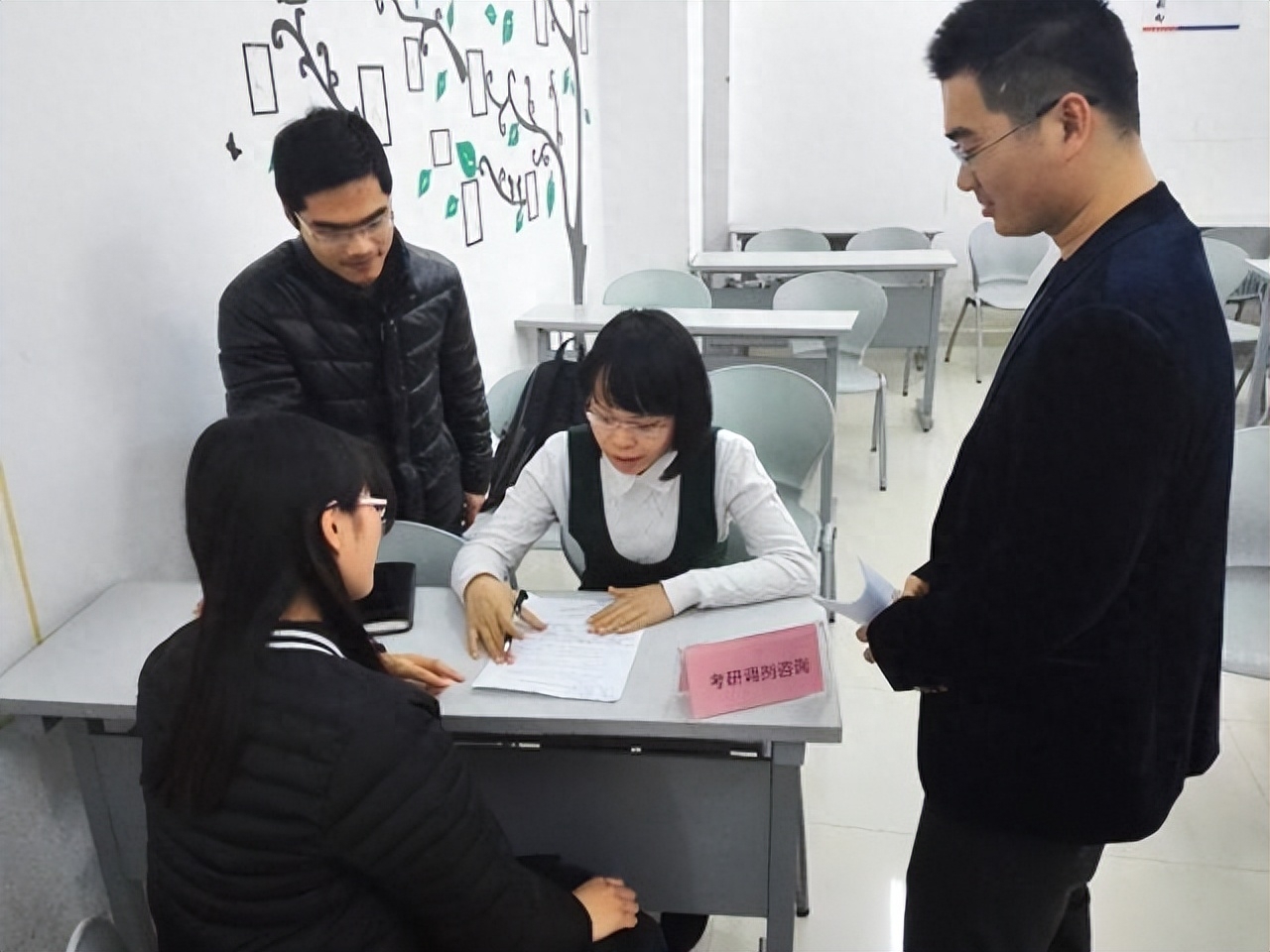 考研复试分数线是怎么划定的,一文解读2023年考研复试线的6种情况分析(图4) 考研复试分数线是怎么划定的,一文解读2023年考研复试线的6种情况分析(图4)