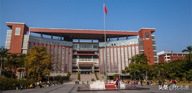 暨南大学计算机考研分数线2023,最新暨南大学研究生热门专业录取线汇总分析(图1) 暨南大学计算机考研分数线2023,最新暨南大学研究生热门专业录取线汇总分析(图1)