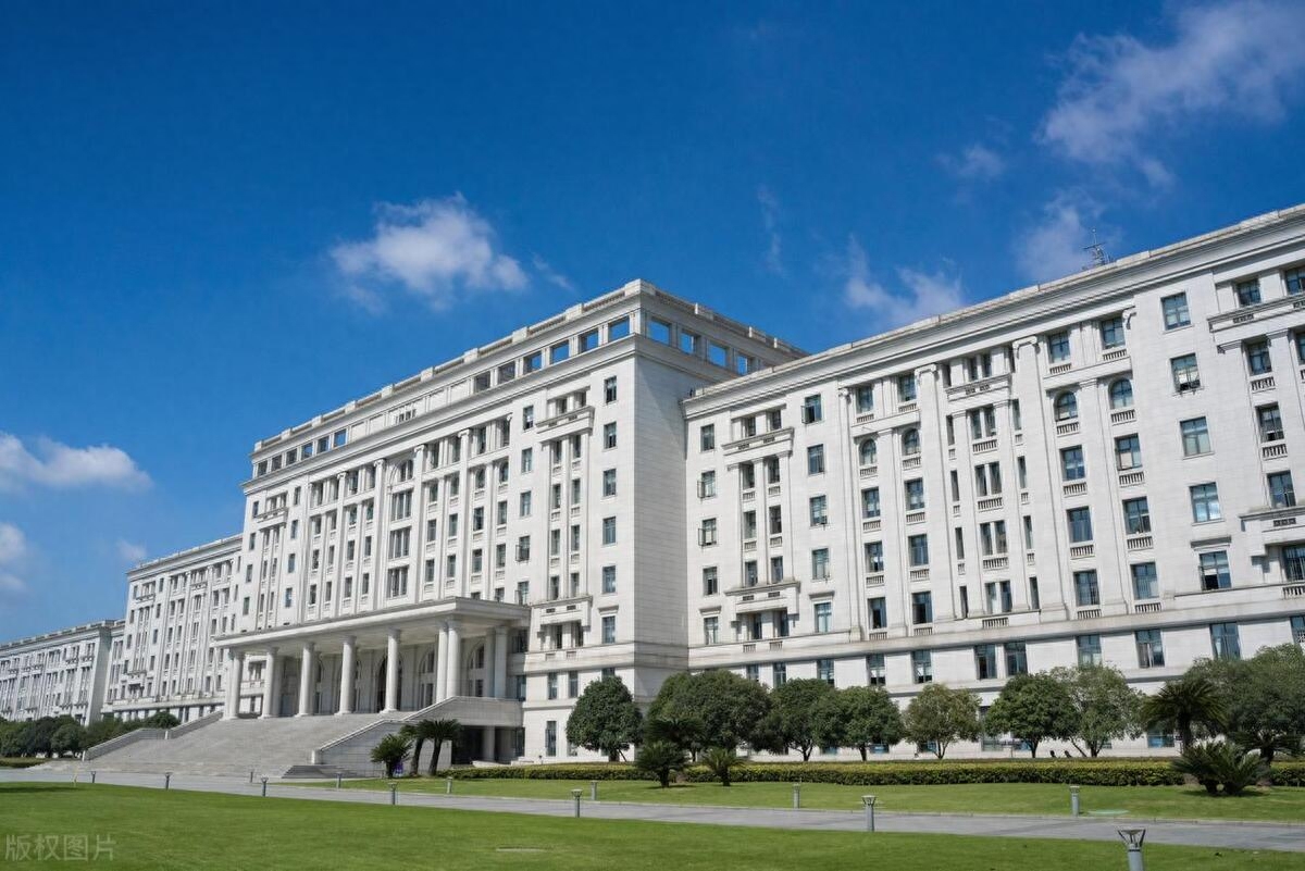通讯工程专业考研学校排名,通信工程考研报考院校推荐排名(图3) 通讯工程专业考研学校排名,通信工程考研报考院校推荐排名(图3)
