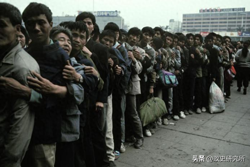 公务员考试为啥越来越火,揭秘如今青年热衷于考公务员背后真正原因(图5) 公务员考试为啥越来越火,揭秘如今青年热衷于考公务员背后真正原因(图5)