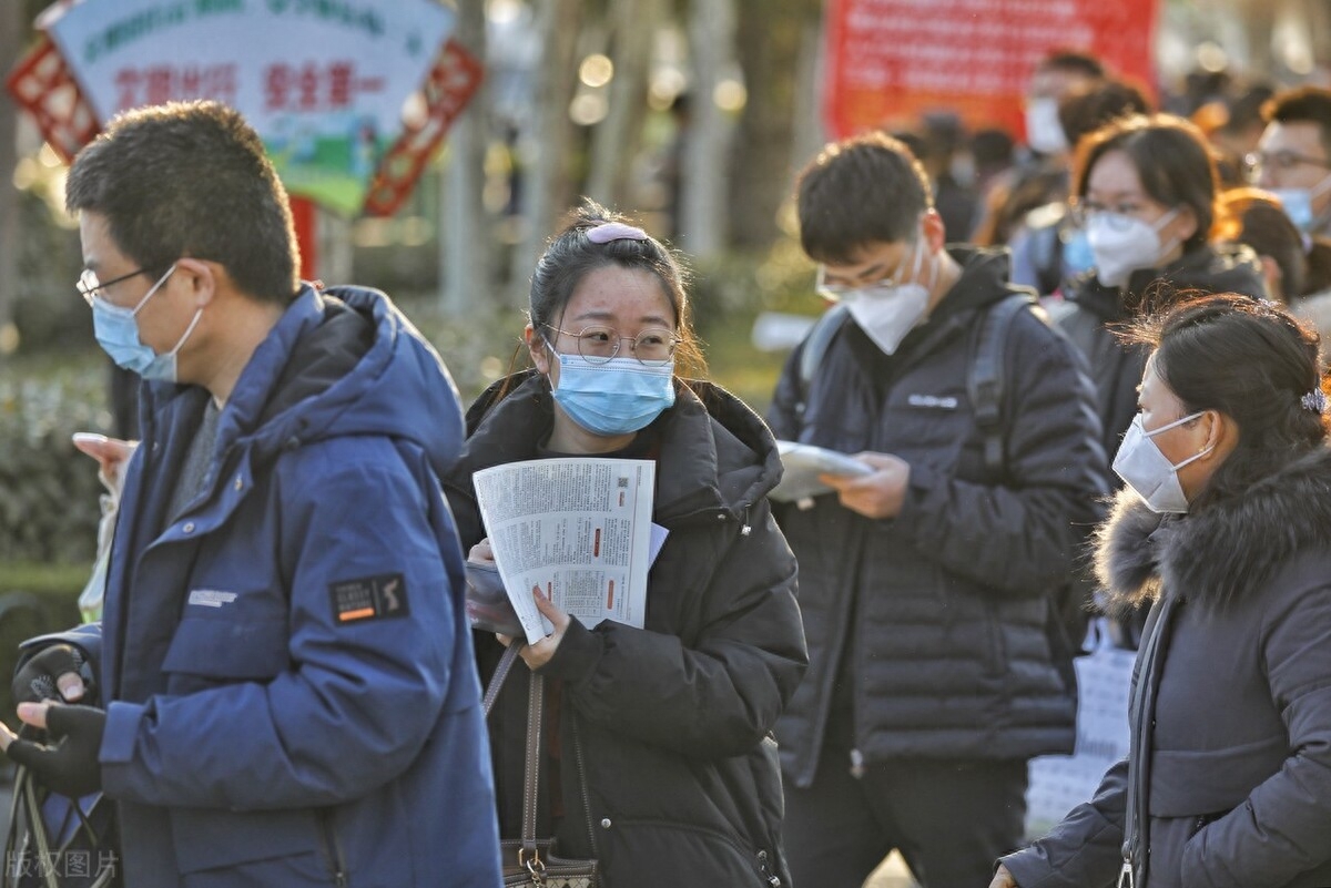 河南公务员考试难度大吗,全国各地公务员考试难度排行榜(图2) 河南公务员考试难度大吗,全国各地公务员考试难度排行榜(图2)