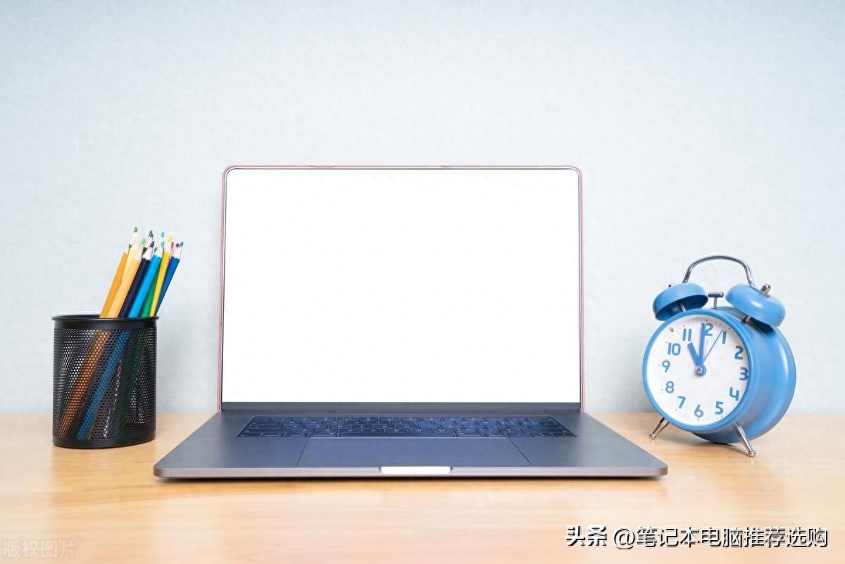 大学生用什么笔记本电脑好,大学生口碑最好的笔记本电脑排名前十推荐(图2) 大学生用什么笔记本电脑好,大学生口碑最好的笔记本电脑排名前十推荐(图2)