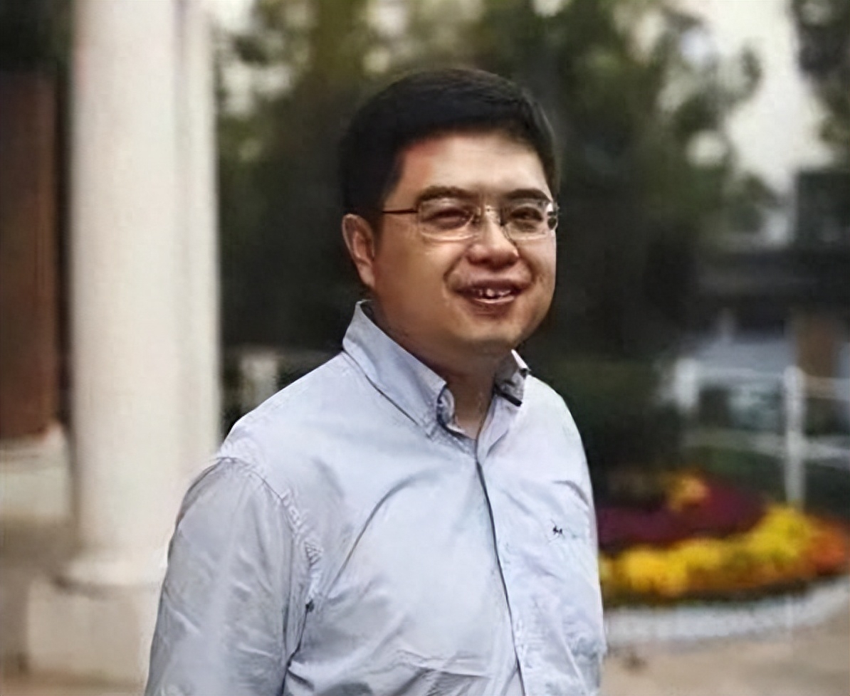 大学生自习曲演唱者,初代大学自习室纯创作者歌手现状(图13) 大学生自习曲演唱者,初代大学自习室纯创作者歌手现状(图13)
