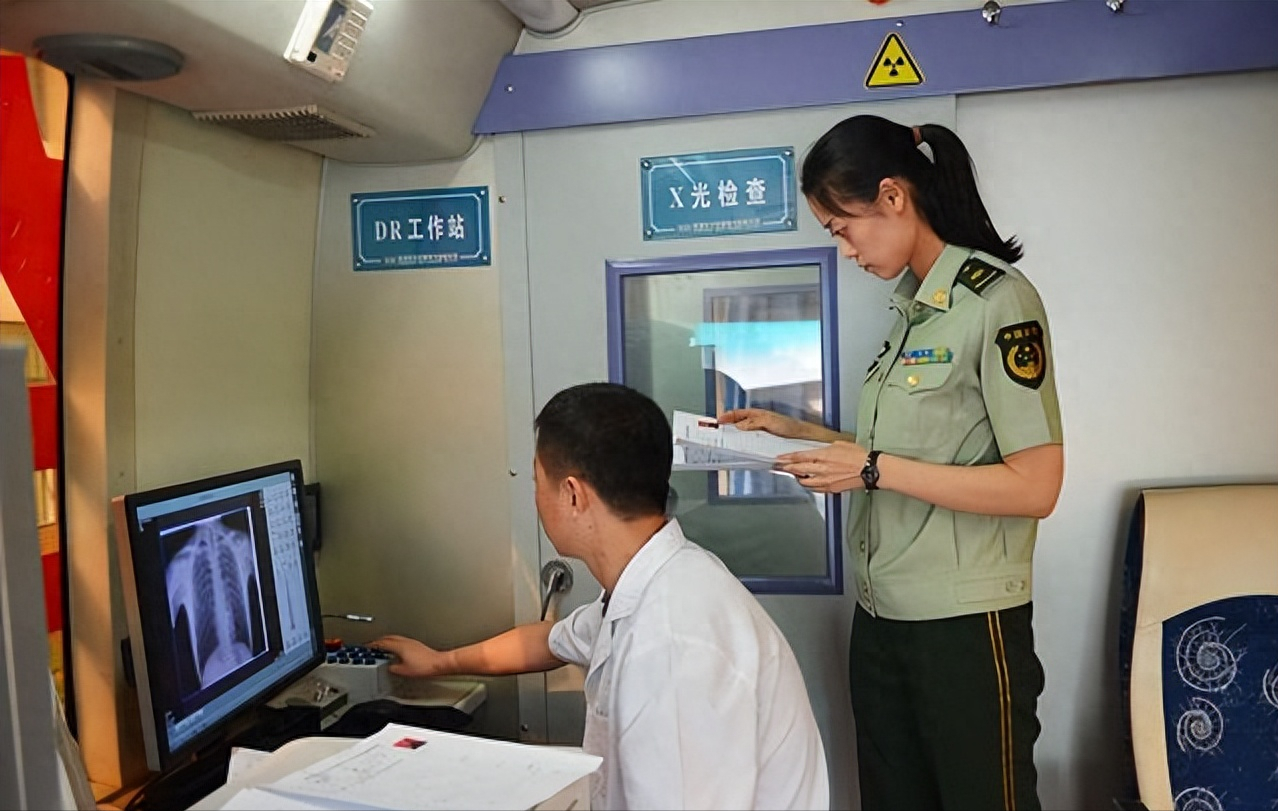 大学生入伍体检标准视力多少度,2023大学生当兵需要满足的4大条件要求(图4) 大学生入伍体检标准视力多少度,2023大学生当兵需要满足的4大条件要求(图4)