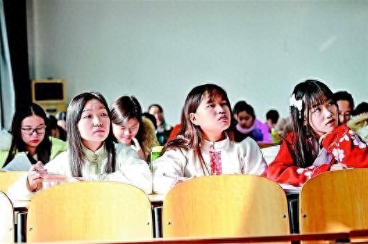 大学生学习计划表,拉开差距的学霸大学计划表分享(图3) 大学生学习计划表,拉开差距的学霸大学计划表分享(图3)