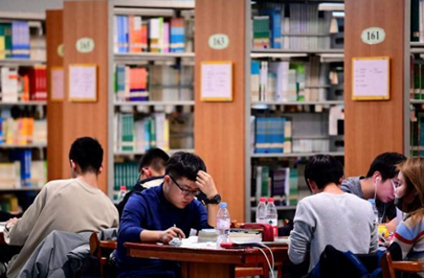 上大学迁户口有什么好处和坏处,一文看懂大学迁户口利弊全面分析(图9) 上大学迁户口有什么好处和坏处,一文看懂大学迁户口利弊全面分析(图9)
