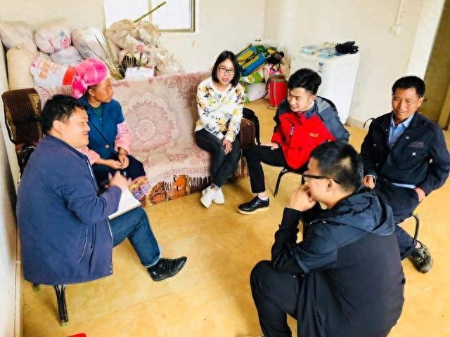 大学生村官怎么报考条件,关于大学生村官你想知道的都在这里(图2) 大学生村官怎么报考条件,关于大学生村官你想知道的都在这里(图2)