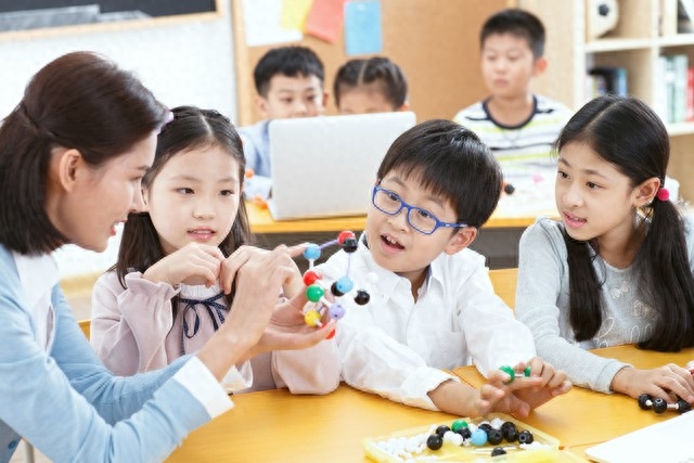 教育学考研有哪些专业方向,考研教育学须知的18个前景好的专业(图1) 教育学考研有哪些专业方向,考研教育学须知的18个前景好的专业(图1)