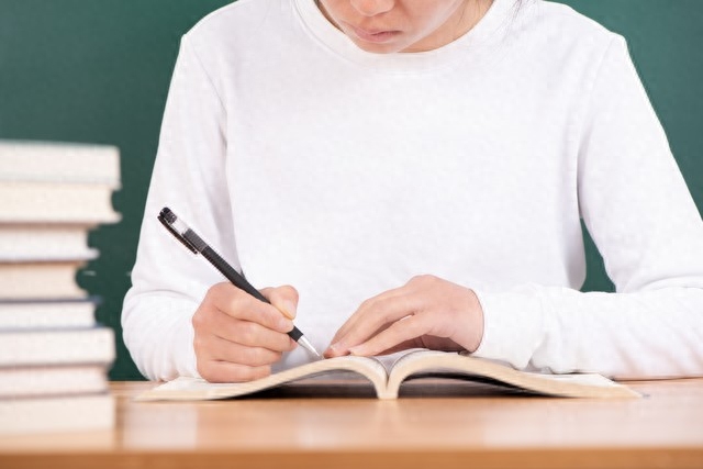 跨专业考研难度有多大,过来人告诉你跨专业考研的真实难度(图3) 跨专业考研难度有多大,过来人告诉你跨专业考研的真实难度(图3)