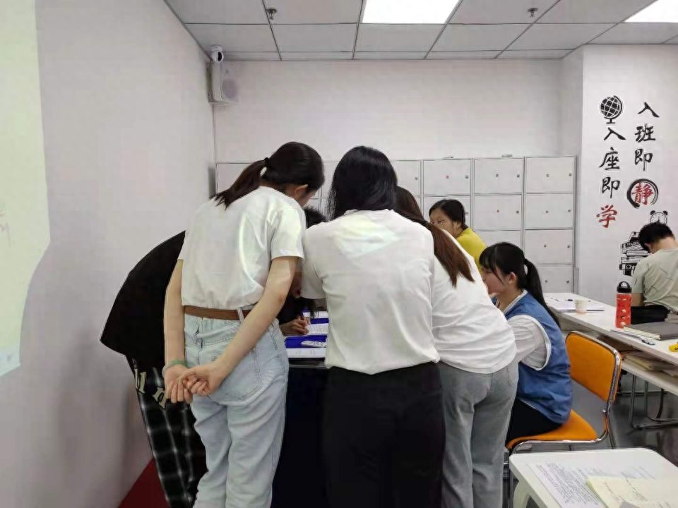 深圳大学考研有哪些专业,深圳大学研究生专业详细介绍(图1) 深圳大学考研有哪些专业,深圳大学研究生专业详细介绍(图1)