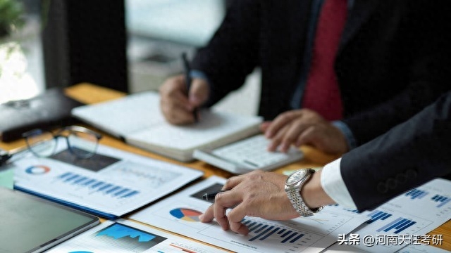 考研热门专业有哪些,考研中最热门的5个专业及原因(图3) 考研热门专业有哪些,考研中最热门的5个专业及原因(图3)