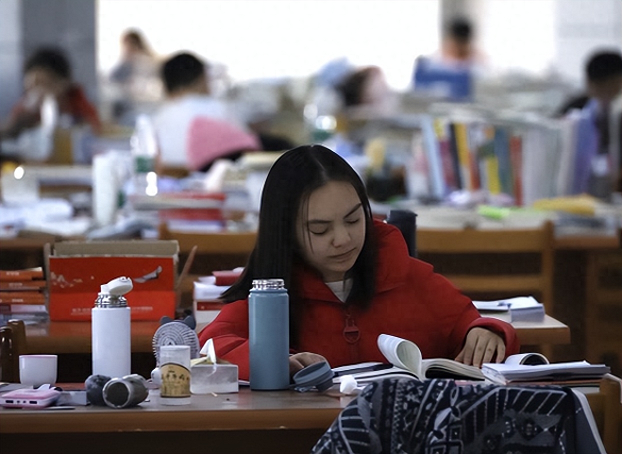 考研条件英语必须过四级吗,23年考研新规定之英语四六级的要求(图4) 考研条件英语必须过四级吗,23年考研新规定之英语四六级的要求(图4)