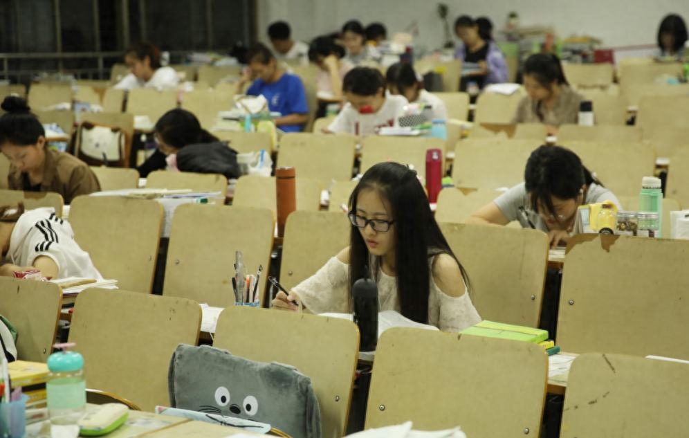 适合考研的学校,盘点很适合考研的十所重点大学(图1) 适合考研的学校,盘点很适合考研的十所重点大学(图1)