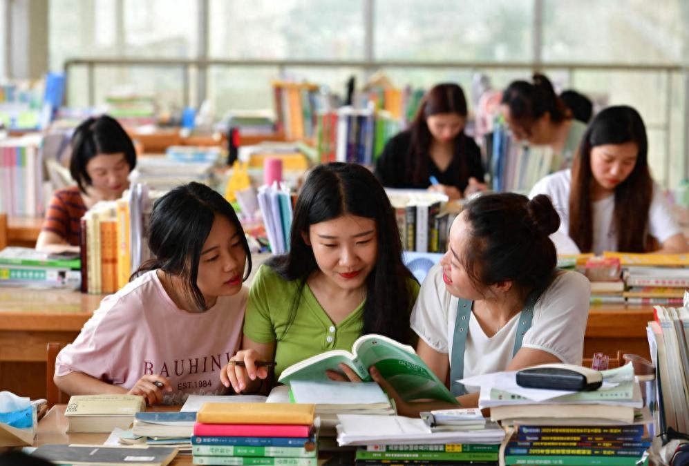 适合考研的学校,盘点很适合考研的十所重点大学(图2) 适合考研的学校,盘点很适合考研的十所重点大学(图2)