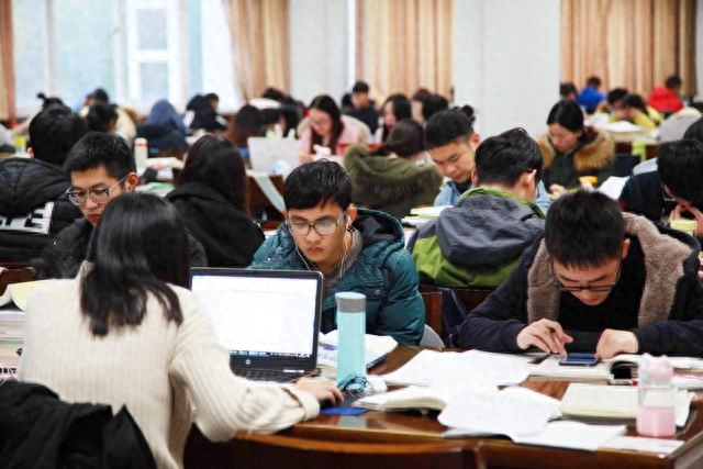 准备考研需要报班吗,掌握这5个原则帮你做出最佳选择(图3) 准备考研需要报班吗,考研报班选择的5个原则(图3)