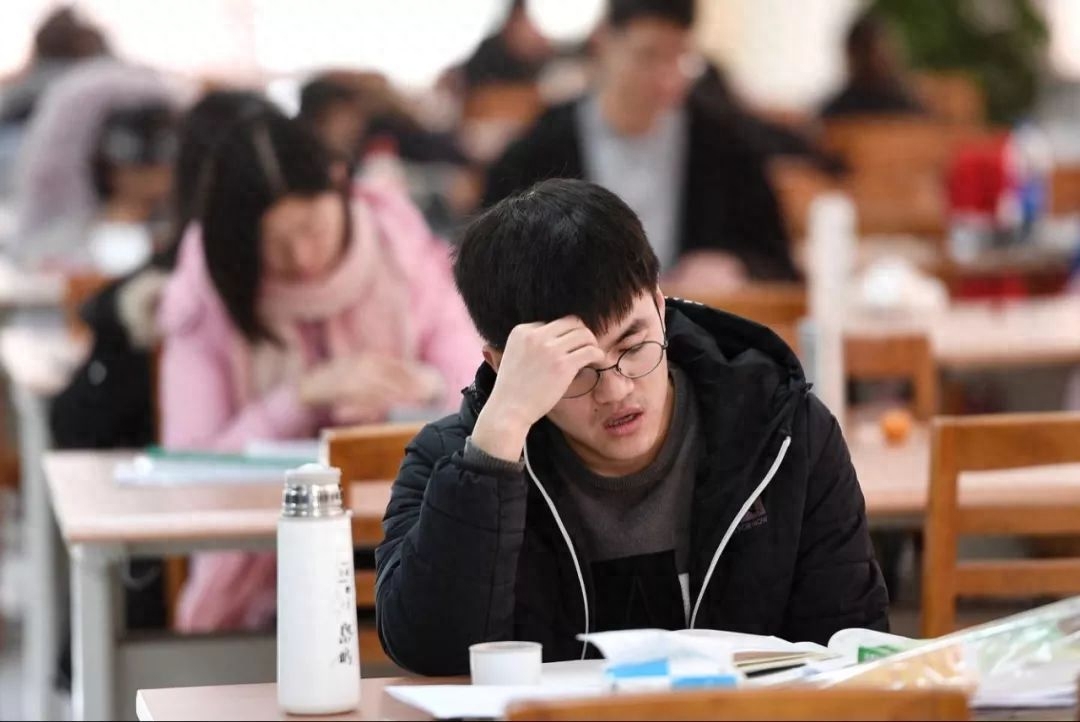 考研过程中容易崩溃正常吗,三招拯救你接近崩溃的考研心态(图3) 考研过程中容易崩溃正常吗,三招拯救你接近崩溃的考研心态(图3)