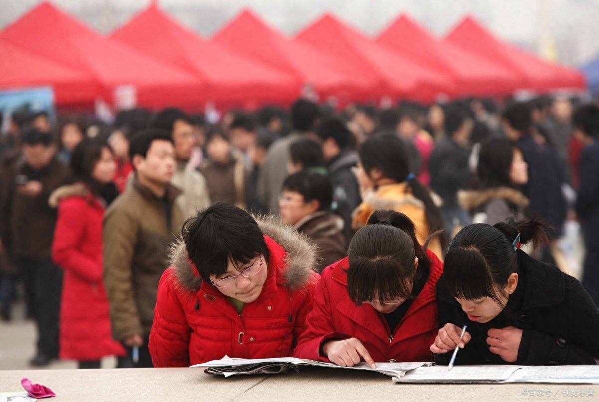 考公务员的要求和条件,考公务员需要具备的五个条件(图3) 考公务员的要求和条件,考公务员需要具备的五个条件(图3)