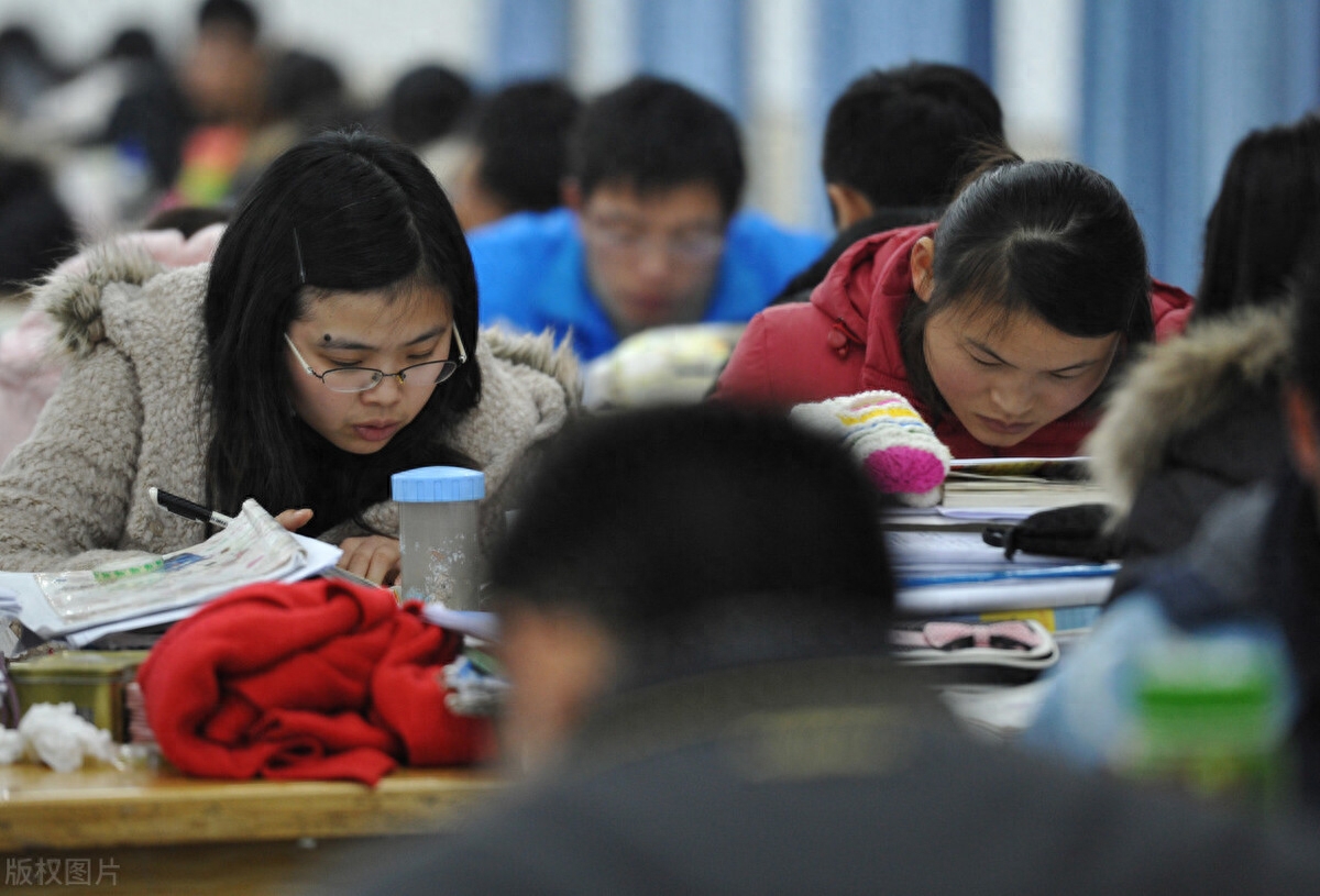 考研数学分为哪几类,考研数学类型介绍及难度解析(图6) 考研数学分为哪几类,考研数学类型介绍及难度解析(图6)