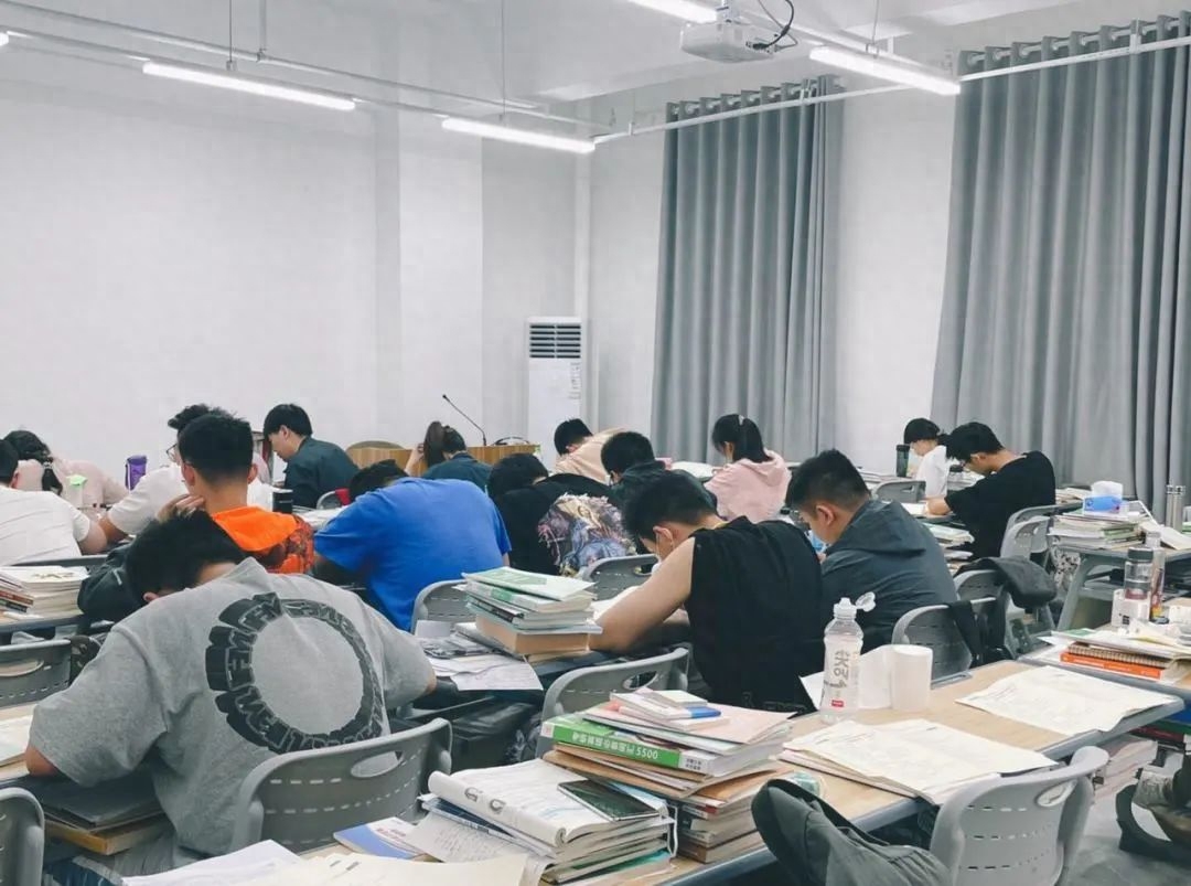 选择考研要注意什么,考研必须注意的7个问题(图5) 选择考研要注意什么,考研必须注意的7个问题(图5)