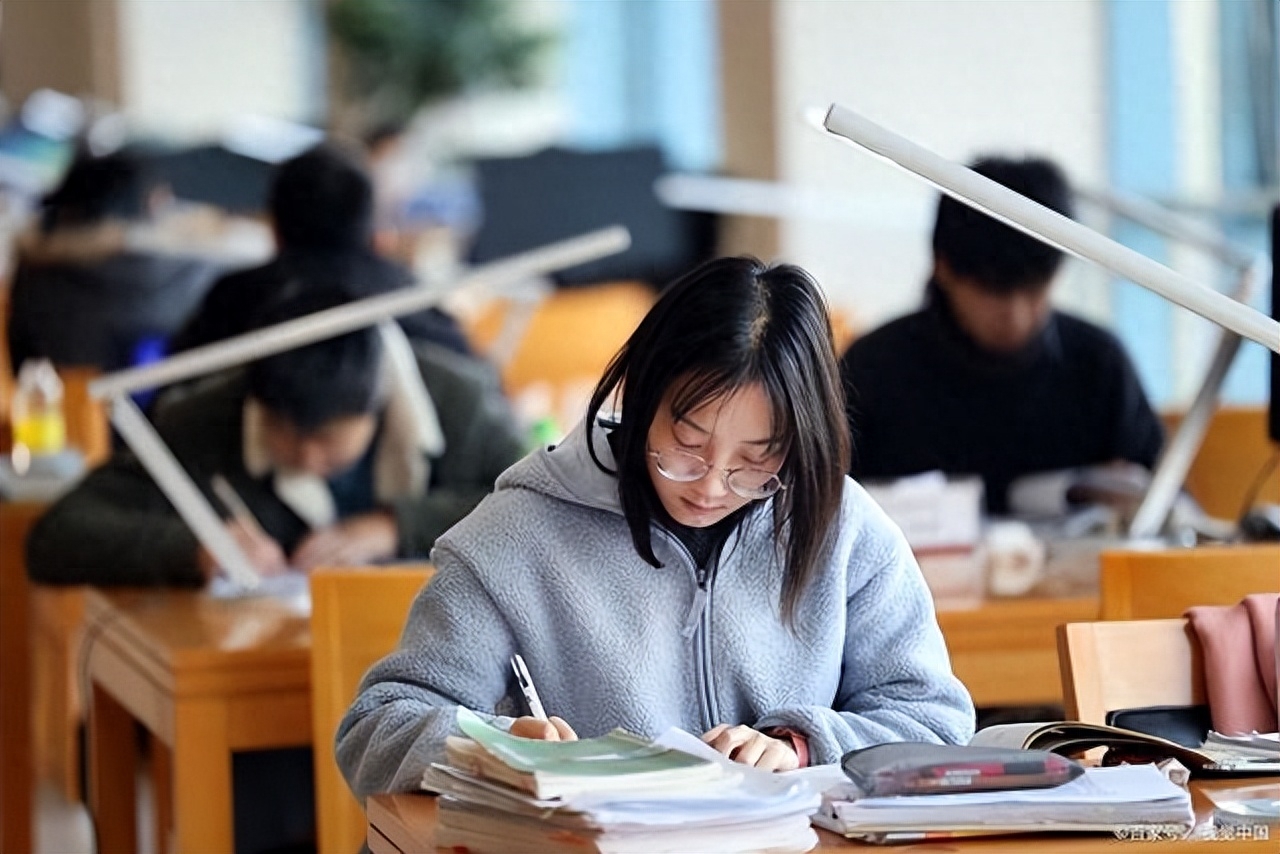 考研究生需要具备什么条件，考研人报考的7大条件