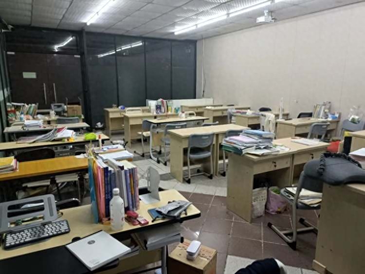 寄宿考研一个月多少钱，学长们分享的考研寄宿花费一览(图1)