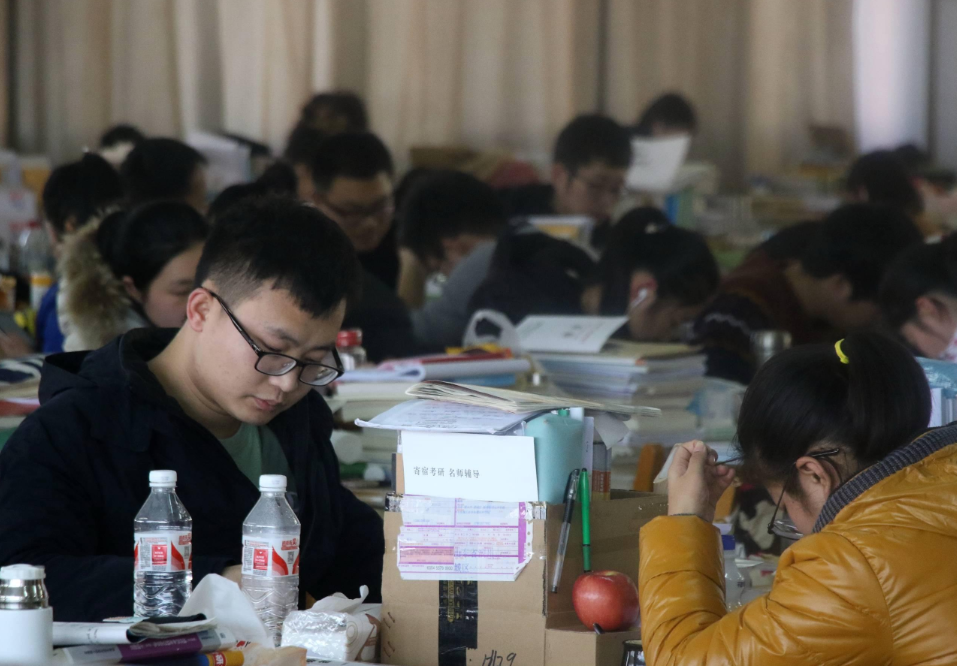 考研和高考哪个难度大,真实!考研VS高考的难度大对比(图4) 考研和高考哪个难度大,真实!考研VS高考的难度大对比(图4)