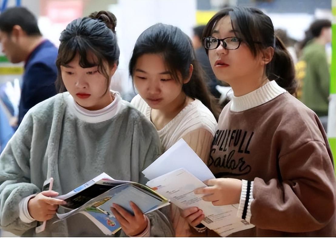 普通一本考研考本校有意义吗,大学生考研考本校的三大很吸引人的优势(图6) 普通一本考研考本校有意义吗,大学生考研考本校的三大很吸引人的优势(图6)