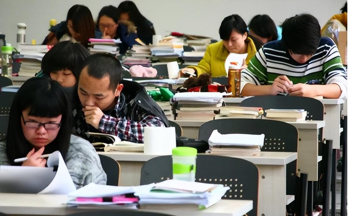 普通一本考研考本校有意义吗,大学生考研考本校的三大很吸引人的优势(图5) 普通一本考研考本校有意义吗,大学生考研考本校的三大很吸引人的优势(图5)