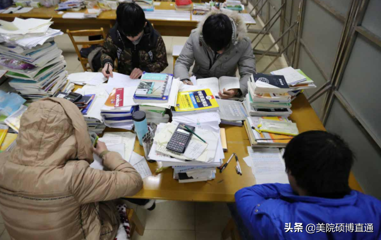 工作后考研和在校考研的区别，在校考研和在职考研的3个差距明显的区别(图2)