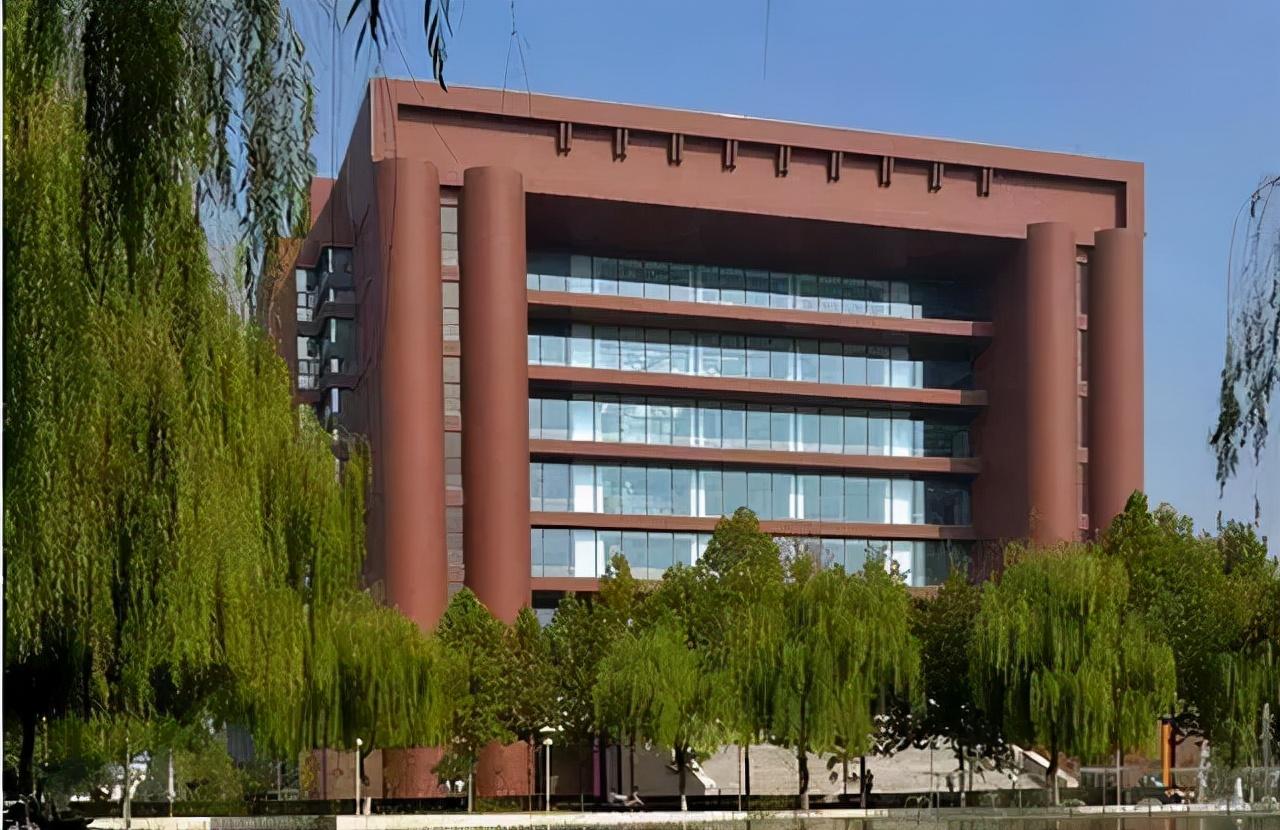 河北大学研究生录取分数线,河北大学近3年硕士研究生招生复试基本分数线(图1) 河北大学研究生录取分数线,河北大学近3年硕士研究生招生复试基本分数线(图1)
