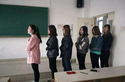 考研复试穿什么衣服合适,必看!考研复试着装的4个注意事项(图8) 考研复试穿什么衣服合适,必看!考研复试着装的4个注意事项(图8)