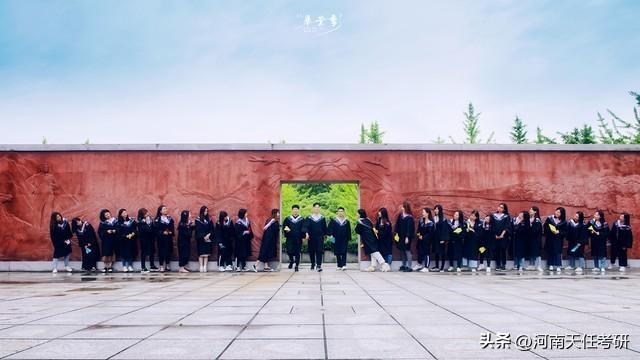 汉语言文学考研难度学校排名,盘点汉语言文学专业考研最难考的10所高校(图2) 汉语言文学考研难度学校排名,盘点汉语言文学专业考研最难考的10所高校(图2)