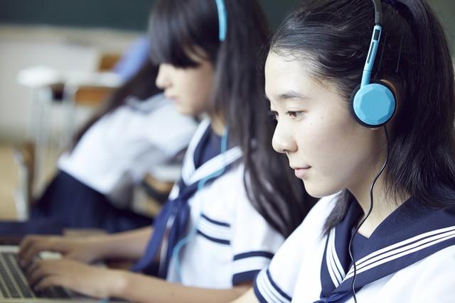 研究生考试科目有哪些，考研考试的4个主要科目介绍(图2)