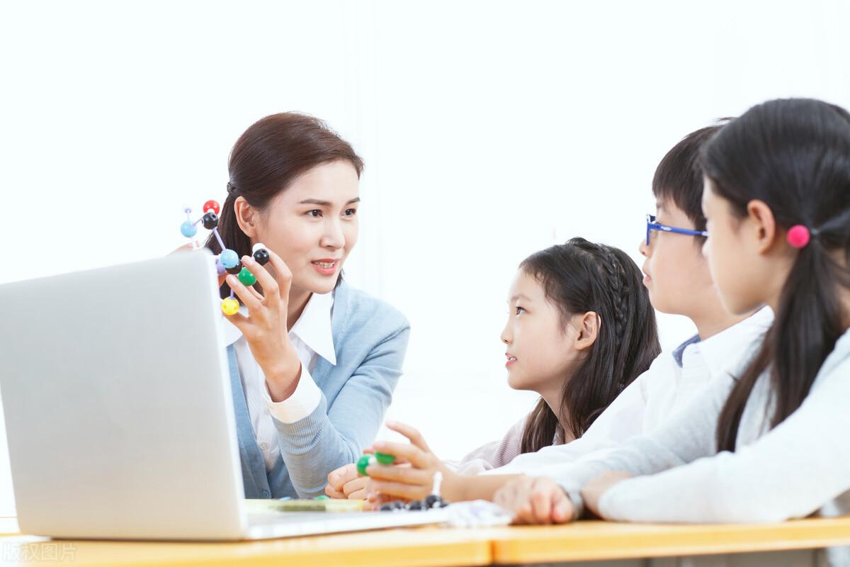 英语口语免费学app哪个好，分享9个免费练英语口语的app