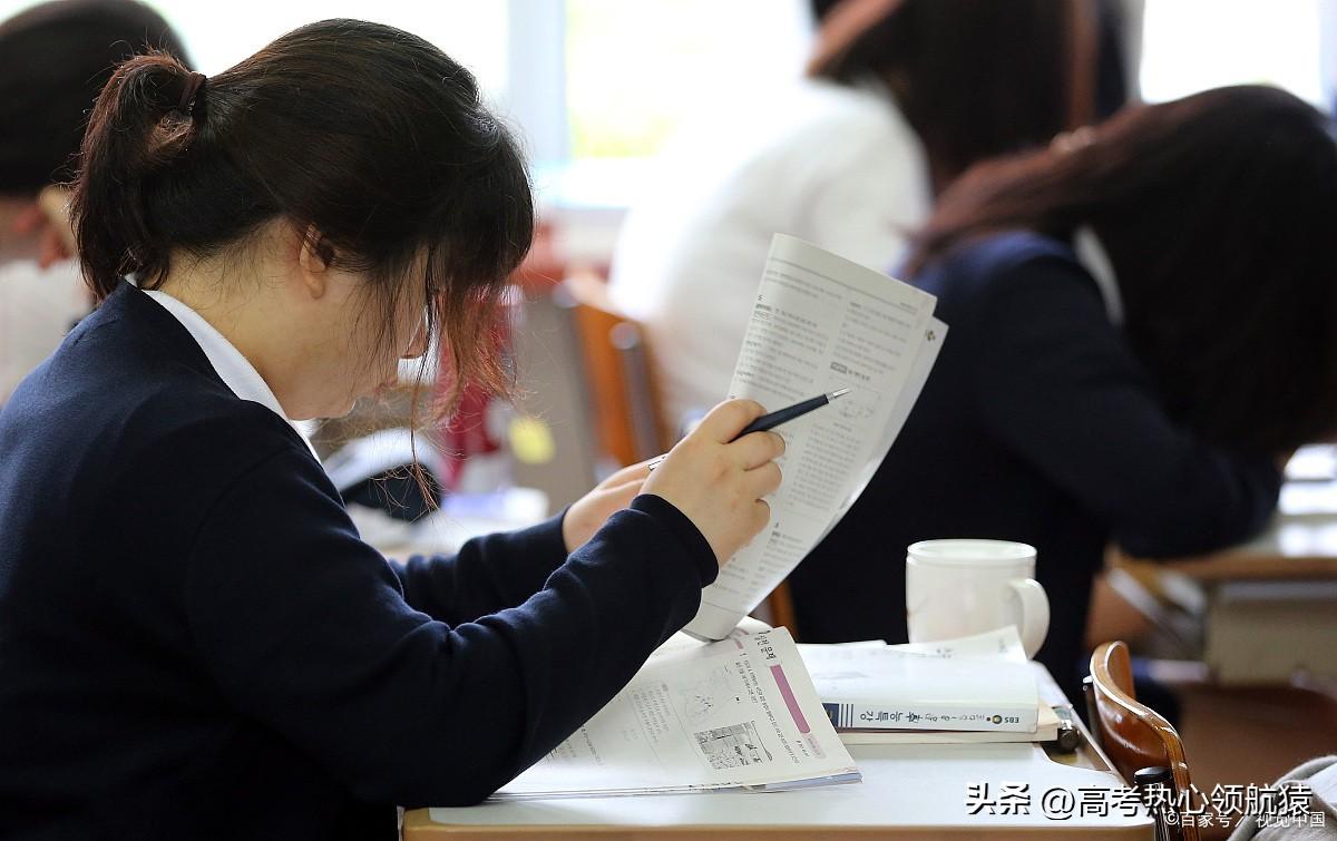 考公专业哪个好考，2023最容易考公务员的十大专业排名(图2)