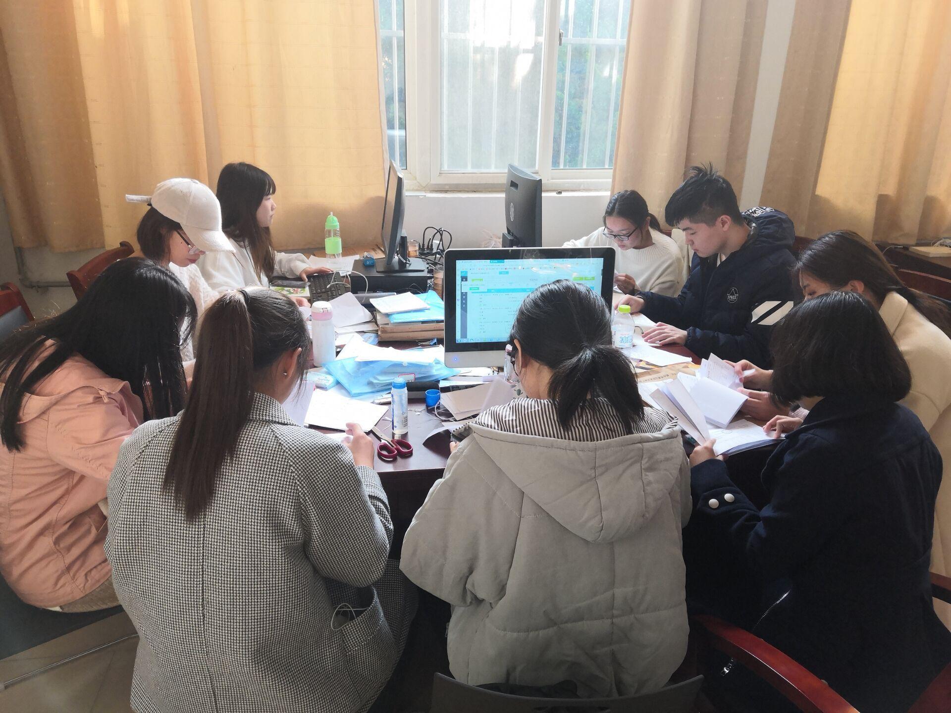 考研考什么专业好考公，盘点3个超容易考公的大学专业介绍