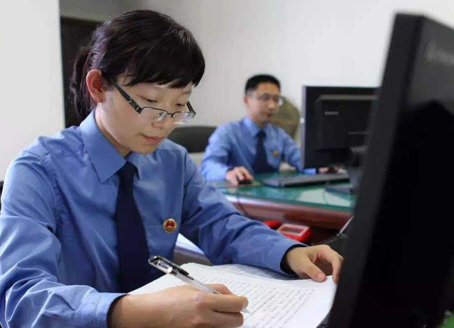 考公省考和国考哪个难,国考和省考的上岸率对比分析(图4) 考公省考和国考哪个难,国考和省考的上岸率对比分析(图4)