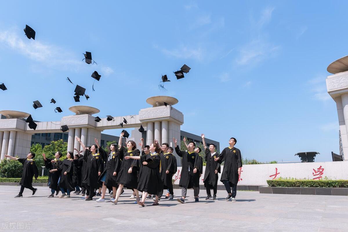 考公务员最好从什么时候开始准备，应届生报考公务员的最佳准备时间分析