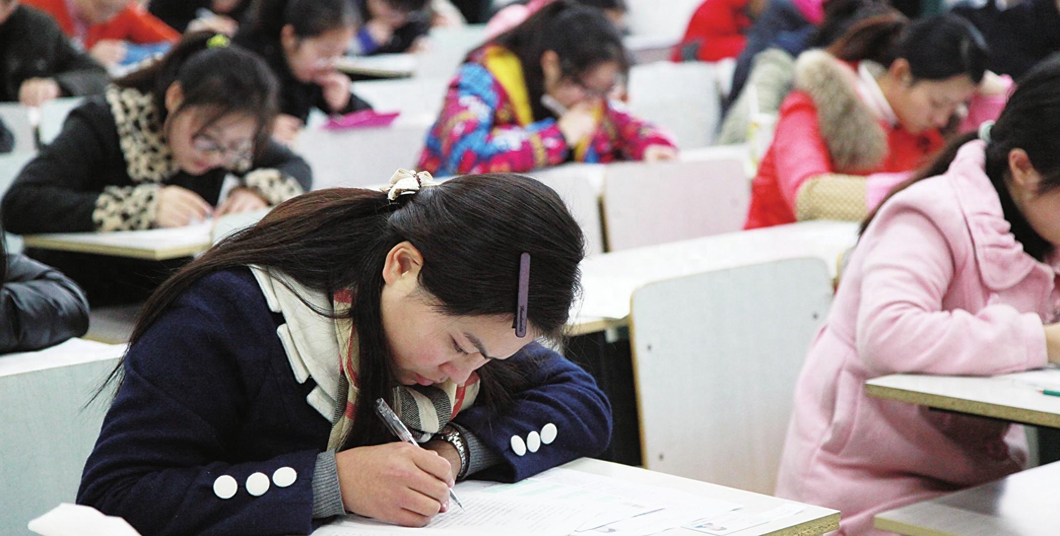考公难度大么，不同城市考公的难度和薪资差别解析