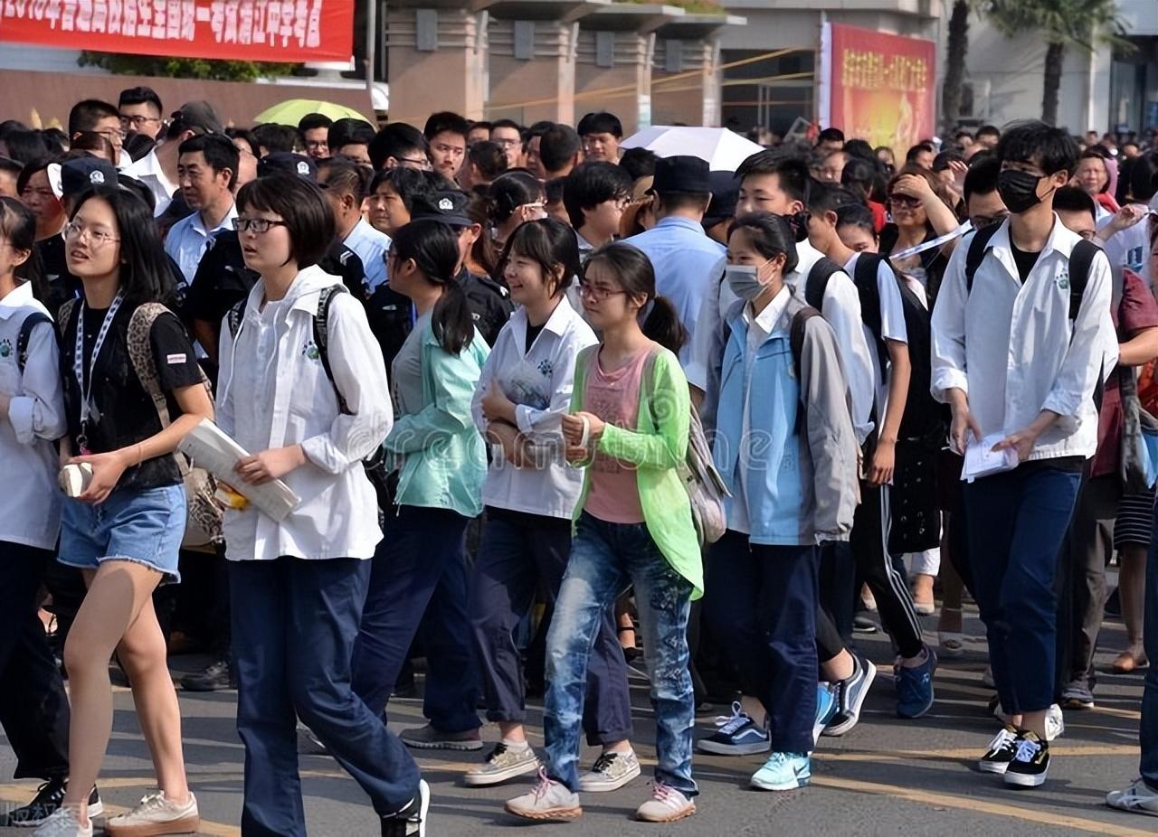准备考公学什么专业,毕业就约等于有编制的4个最适合考公的专业(图3) 准备考公学什么专业,毕业就约等于有编制的4个最适合考公的专业(图3)