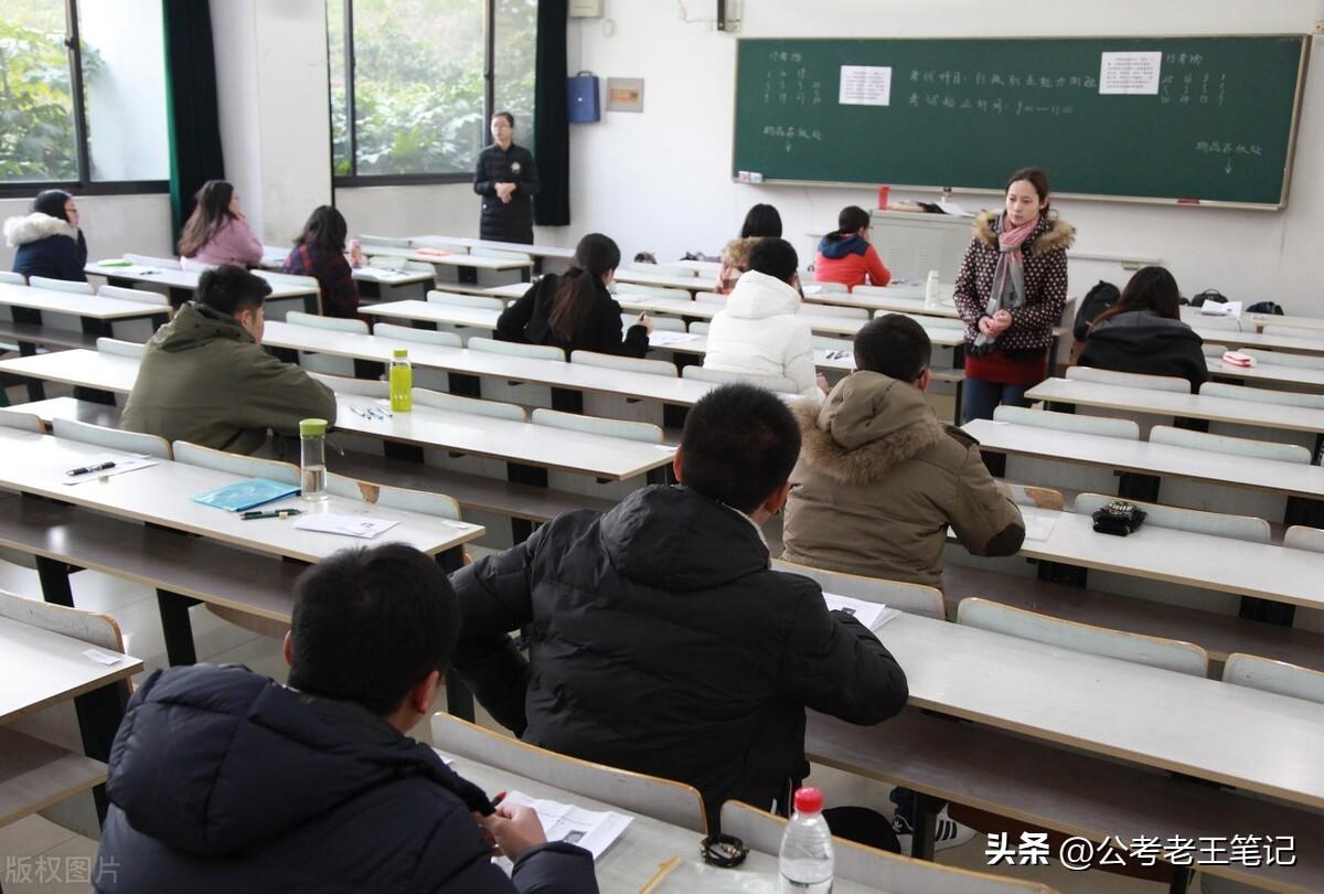 公务员考试如何上岸,考公务员一次就上岸的都做对了这三件事(图7) 公务员考试如何上岸,考公务员一次就上岸的都做对了这三件事(图7)