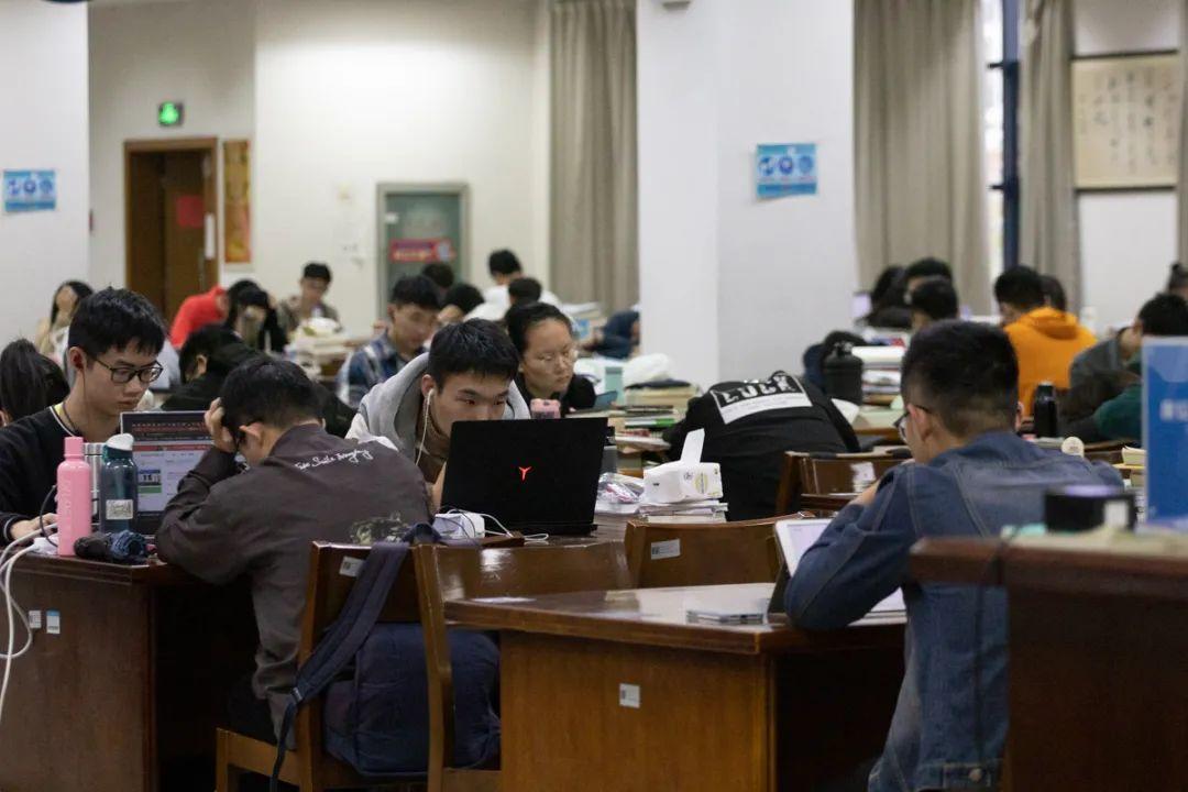 考研简历怎么写才正确,考研复试的面试简历书写指南(图4) 考研简历怎么写才正确,考研复试的面试简历书写指南(图4)