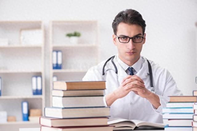 药理学考研学校排名，药学考研学校top3推荐