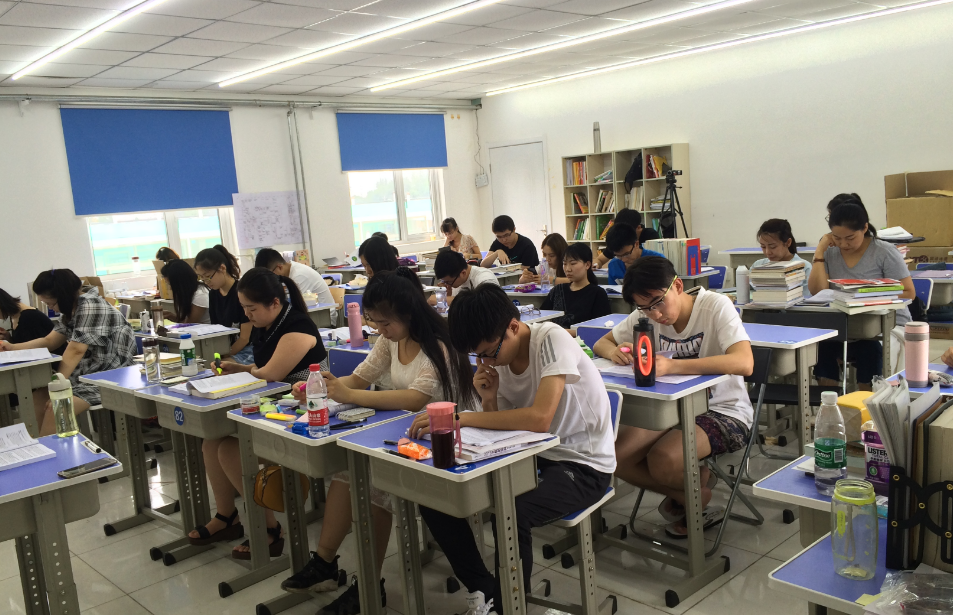 什么是考研水区和旱区,考研究生弄懂“水区”和“旱区”才不会吃亏(图4) 什么是考研水区和旱区,考研究生弄懂“水区”和“旱区”才不会吃亏(图4)