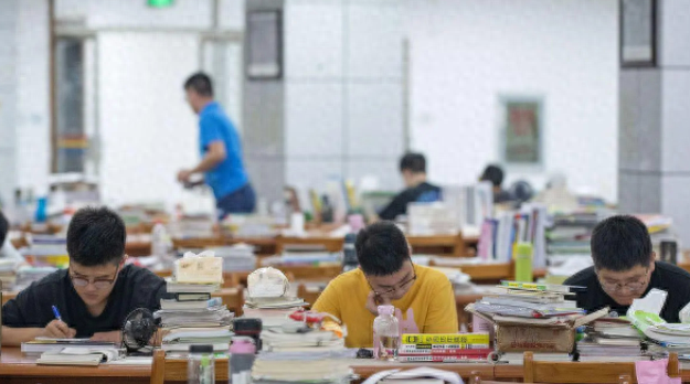 考研不去有什么影响吗，考研弃考可能会遇到的5个后果(图3)