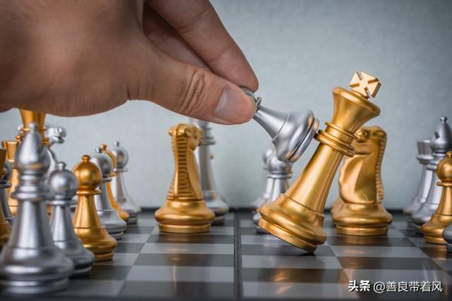 穷人创业的五个方法,揭秘四个穷人致富的方法(图3) 穷人创业的五个方法,揭秘四个穷人致富的方法(图3)